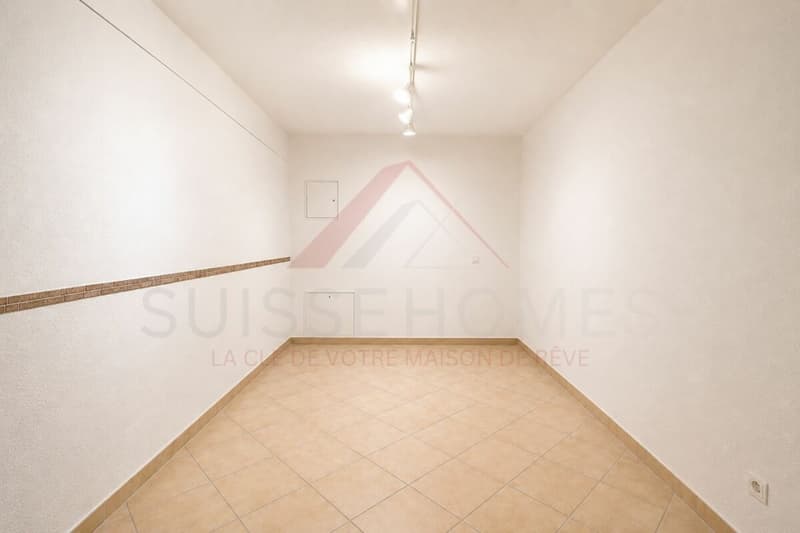 Exceptional family house with pool, sauna, and large garden in La Brillaz (21)