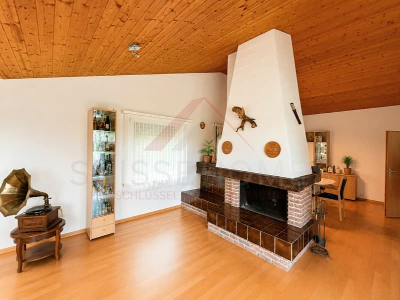 Casa familiare affascinante di 5,5 locali con vista sulle Alpi, grande giardino e potenziale di sviluppo a Stetten AG (4)