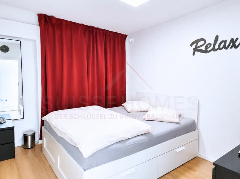Spacious 1.5-room studio with approximately 60 m², balcony, and elevator in 4654 Lostorf (2)