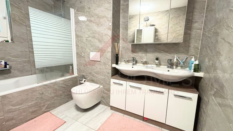 Vue lacustre de rêve sur le lac de Vierwaldstättersee | Appartement exclusif de 2,5 pièces avec terrasse de 35 m² (10)