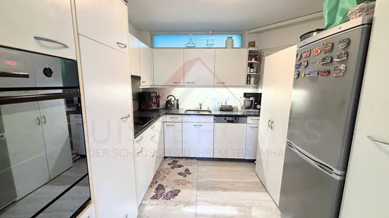 Vue lacustre de rêve sur le lac de Vierwaldstättersee | Appartement exclusif de 2,5 pièces avec terrasse de 35 m² (6)
