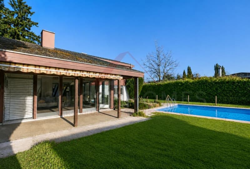 Exklusives Einfamilienhaus mit Pool, Sauna, Seesicht und 1'443 m² Grundstück in Gerolfingen (2)