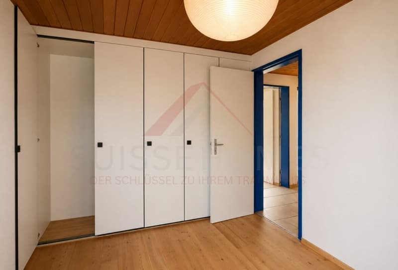 Exklusives Einfamilienhaus mit Pool, Sauna, Seesicht und 1'443 m² Grundstück in Gerolfingen (17)