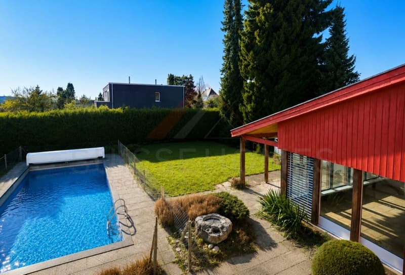 Exklusives Einfamilienhaus mit Pool, Sauna, Seesicht und 1'443 m² Grundstück in Gerolfingen (16)