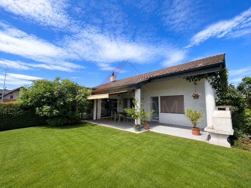 Charmantes 5.5-Zimmer-Einfamilienhaus mit Alpenblick, grossem Garten und Ausbaupotenzial in Stetten AG (1)
