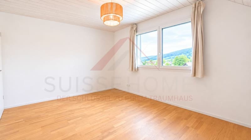 Modernes 6.5-Zimmer-Einfamilienhaus mit grosszügigem Garten in Signau (14)