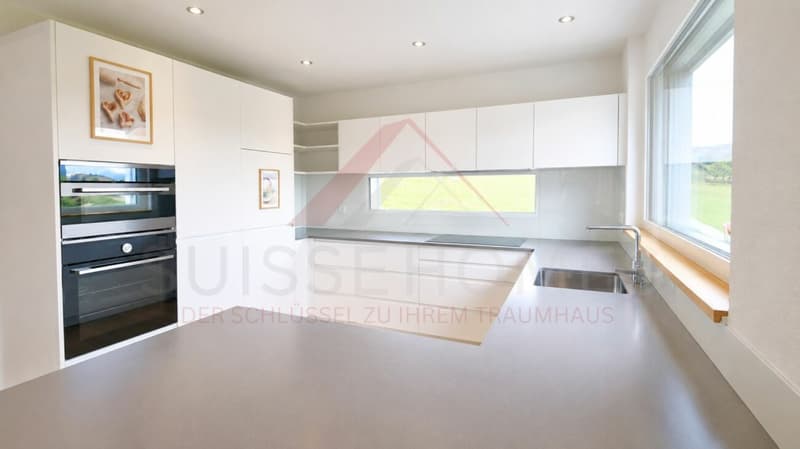 Modernes 6.5-Zimmer-Einfamilienhaus mit grosszügigem Garten in Signau (12)