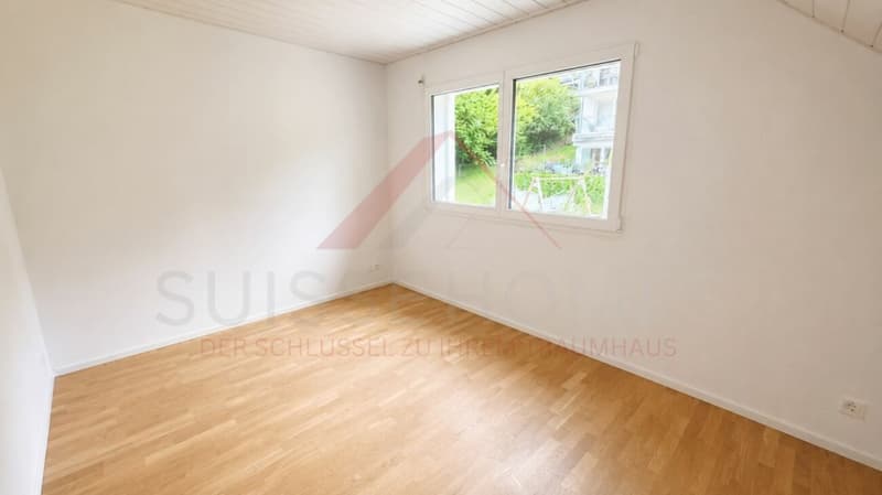 Modernes 6.5-Zimmer-Einfamilienhaus mit grosszügigem Garten in Signau (15)