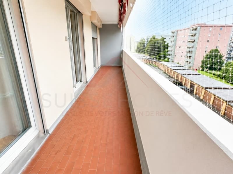 Magnifique appartement de 2.5 pièces rénové au coeur de Fribourg (6)