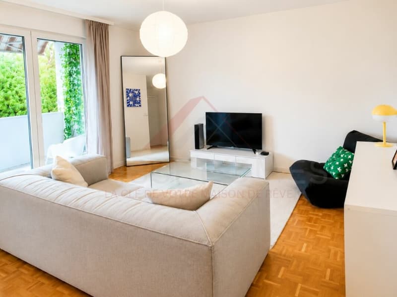 Magnifique appartement de 2.5 pièces rénové au coeur de Fribourg (3)