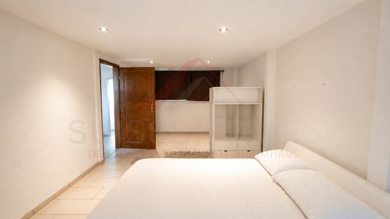 Grosszügiges 7-Zimmer-Einfamilienhaus mit Dachterrasse in Bannwil (7)