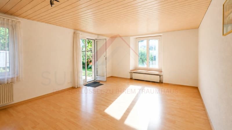 Vielseitiges Mehrfamilienhaus mit drei Wohneinheiten und attraktiven Gewerbeflächen (3)