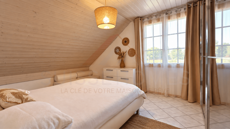 Maison individuelle 5.5 pièces rénovée avec piscine, photovoltaïque et 4 places de parc (13)