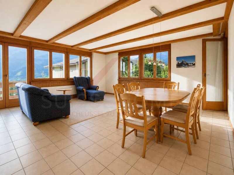 4.5-Zimmer-Wohnung mit Bergpanorama, zwei Balkonen & Schwedenofen in Frutigen (3)