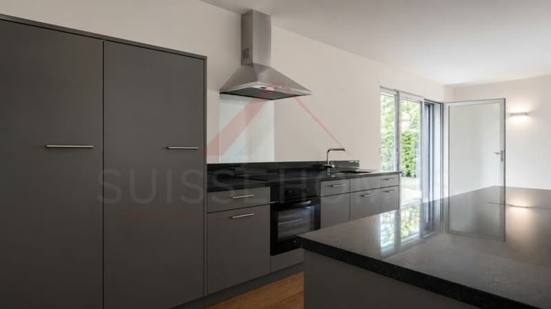 Mehr als nur eine Gartenwohnung - 2.5 Zimmer mit Potenzial für mehr! (7)