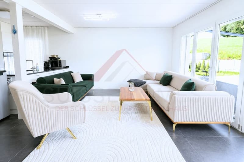Feriengefühl im eigenen Zuhause - neuwertiges 5.5-Zimmer-Reihenhaus mit Pool & Garten (6)