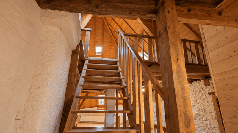 Un duplex qui a tout pour séduire - 130 m² de charme et de lumière (14)