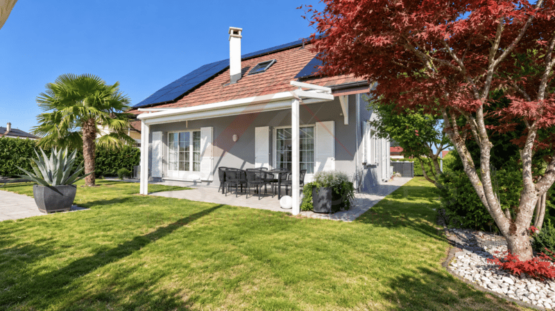 Un air de vacances chez soi - villa rénovée de 5.5 pièces avec piscine & photovoltaïque (3)