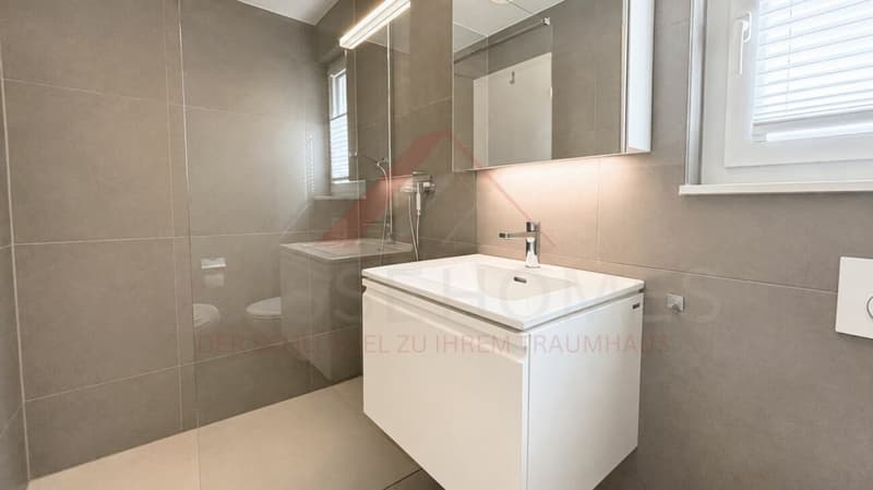 Drinnen gemütlich, draussen im Grünen - 2.5-Zimmer-Gartenwohnung mit Potenzial (19)