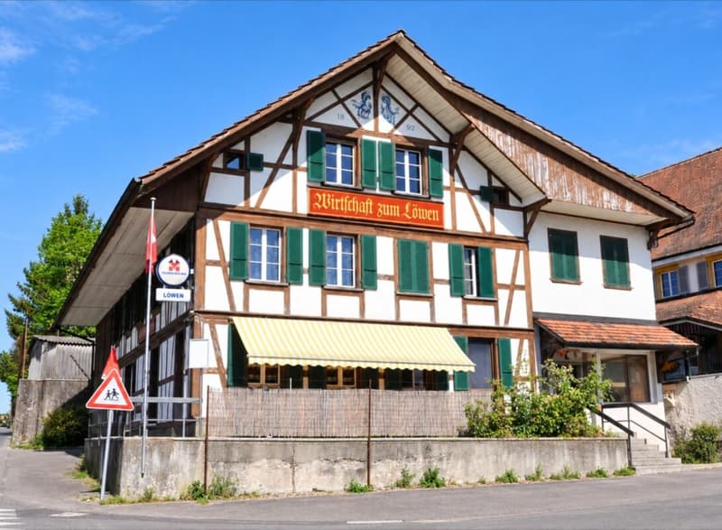 Raum für Gäste, Platz für Wohnträume - Restaurant und 2 Wohnungen unter einem Dach (1)