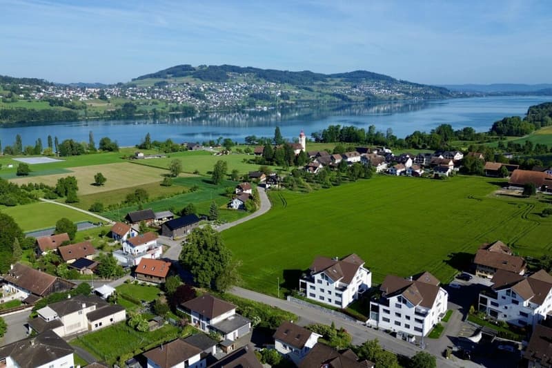 Casa unifamiliare angolare di 6,5 locali vicino al lago (2)