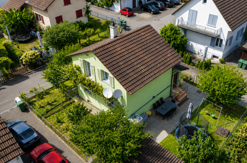 Freistehendes Einfamilienhaus direkt am Bahnhof Lenzburg (10)