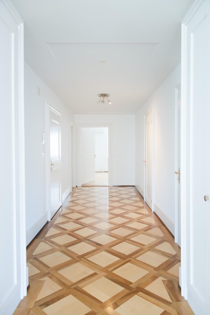 Living with history: 4.5 rooms in the old town of Schaffhausen (7)