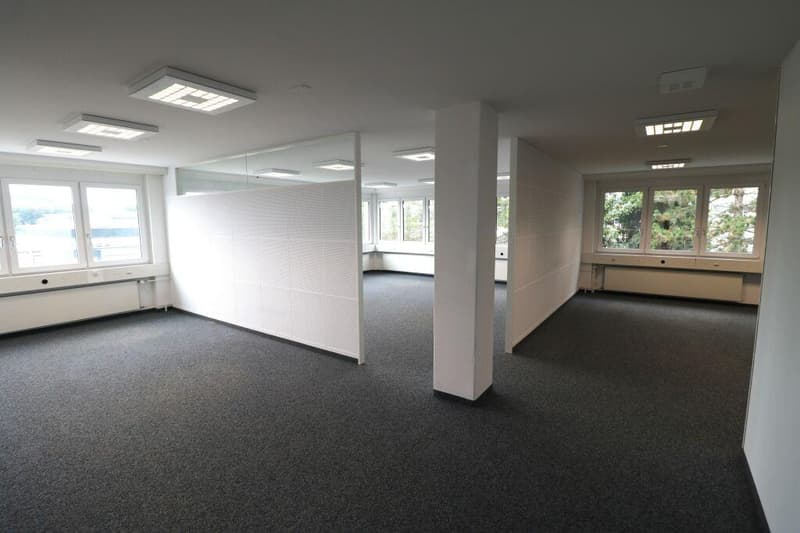 Espace de bureau moderne à louer (7)