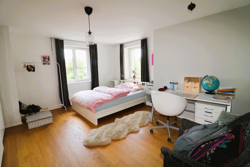 Maison de rangée exclusive avec 203 m² d'espace de vie et jardin dans le quartier populaire de Breite (8)