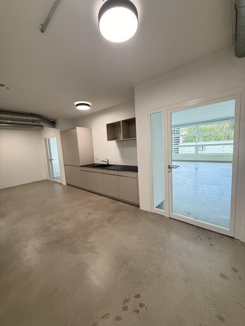 Helle Gewerbefläche mit 67 m² am Rheinweg in Schaffhausen (6)