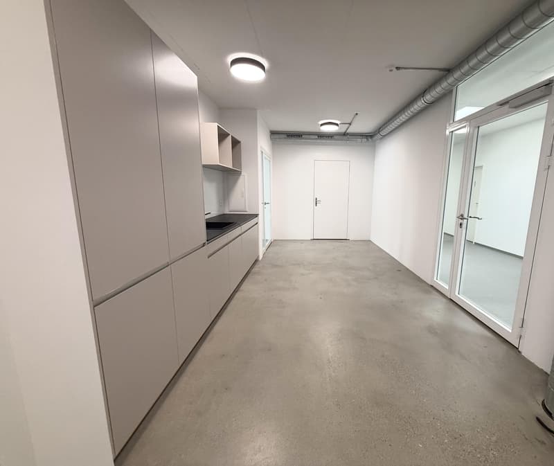 Helle Gewerbefläche mit 67 m² am Rheinweg in Schaffhausen (8)