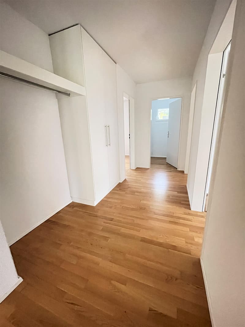 Ihre Gelegenheit! Charmante 4,5 Zimmerwohnung an begehrter Lage zu vermieten! (4)