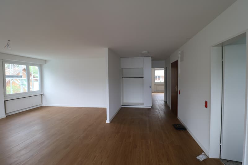 4-Zimmerwohnung mit Balkon per sofort verfügbar (4)