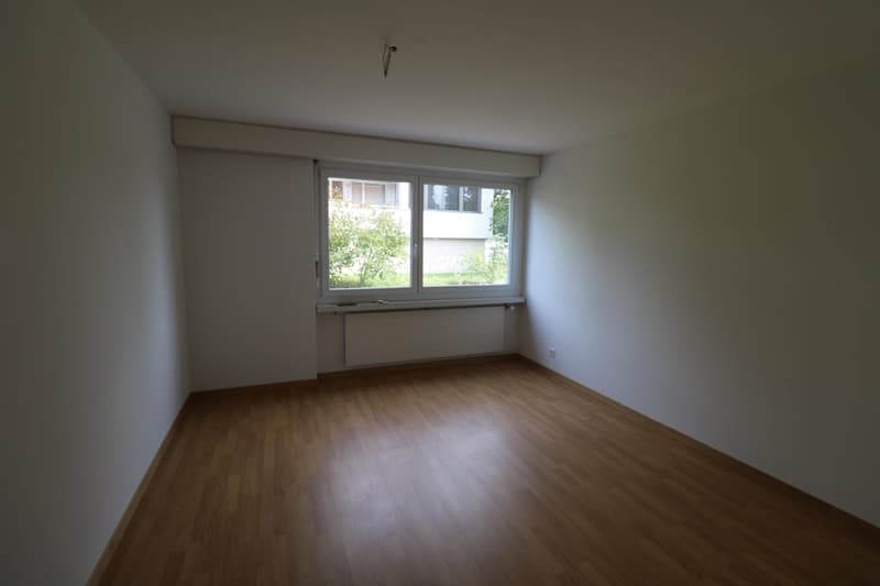 Helle 4-Zimmerwohnung mit Balkon und künftigem Sitzplatz (6)