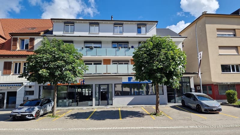 Spacieux bureau de 5.5 pièces à Valbirse - Opportunité d'investissement (1)