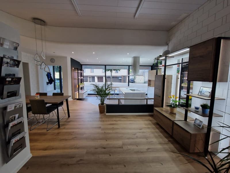 Spacieux bureau de 5.5 pièces à Valbirse - Opportunité d'investissement (14)