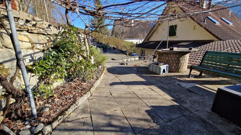 Price Reduction: Single-family house in Moutier with veranda and large garage (11)