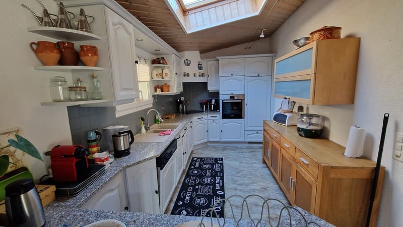 Price Reduction: Single-family house in Moutier with veranda and large garage (20)