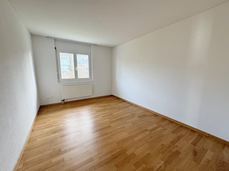 Schlafzimmer_rechts.jpg