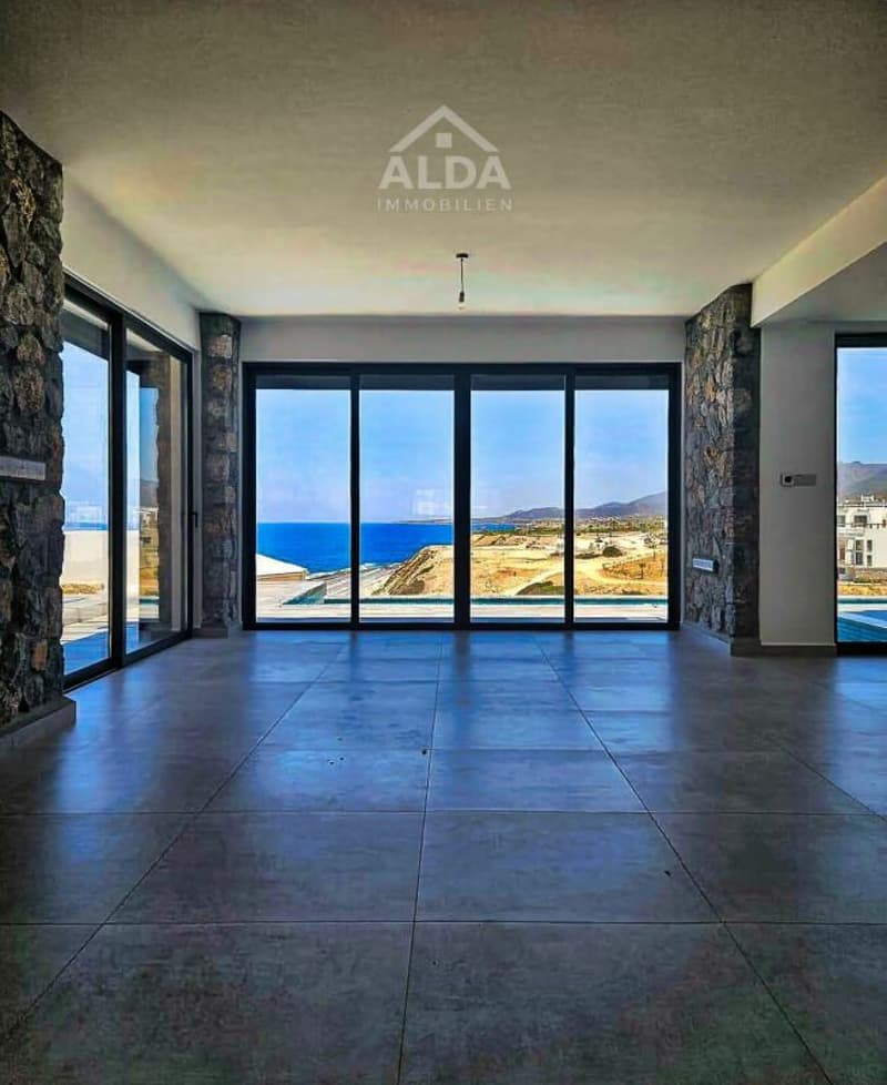 Luxueux méditerranéen avec vue sur mer et piscine privée (10)