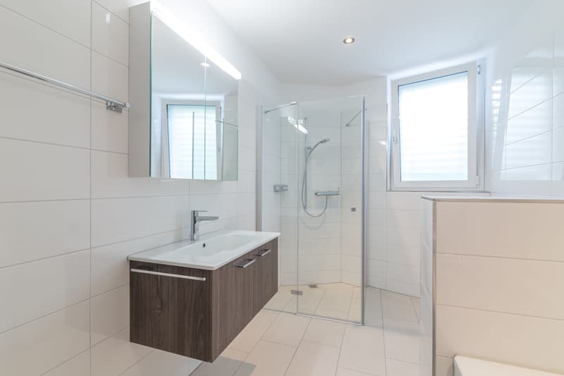 Appartement lumineux 2.5 pièces avec grand salon à Fahrweid (12)