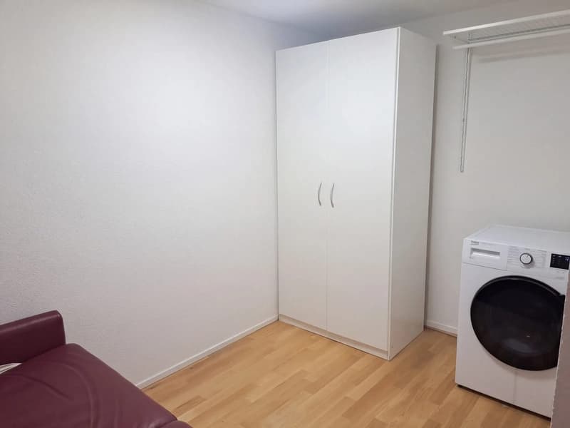 Möbliertes 1.5-Zimmer-Studio mit Terrasse in Fahrweid mieten. (8)