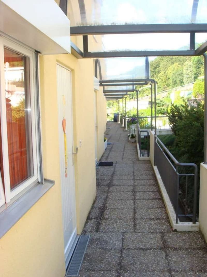 Innenparkplatz in einem Sammelgarage (1)
