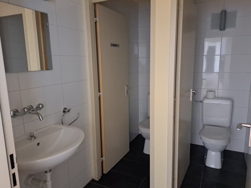 Bureaux lumineux au centre-ville 2 mois de loyers offerts (7)