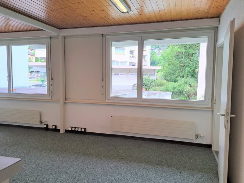 Bureaux lumineux au centre-ville 2 mois de loyers offerts (6)