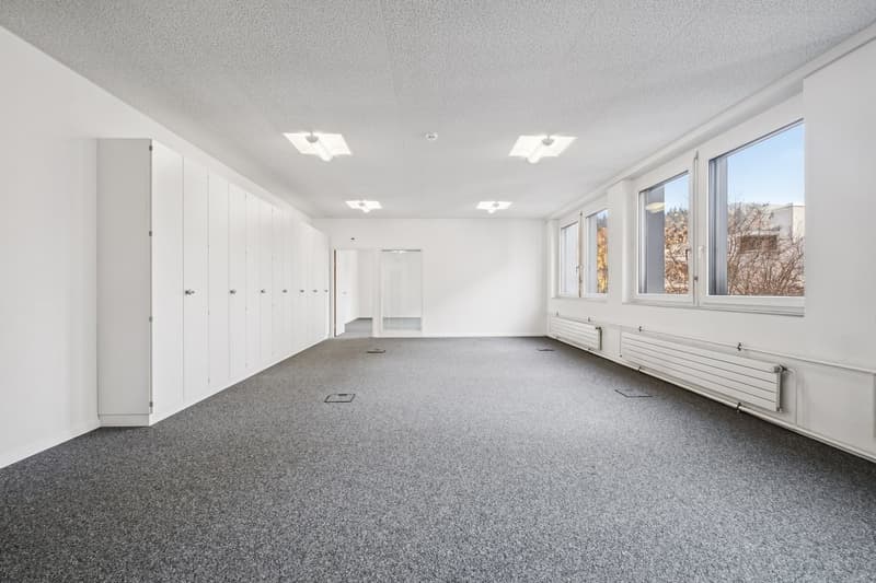 Your new office / practice space in an excellent location (3)