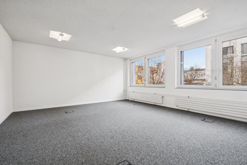 Your new office / practice space in an excellent location (2)