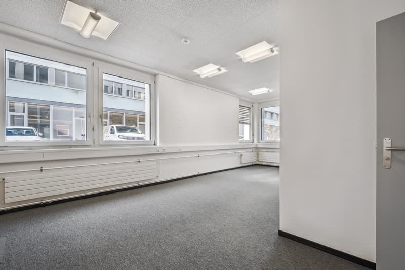 Your new commercial space in an excellent location (4)