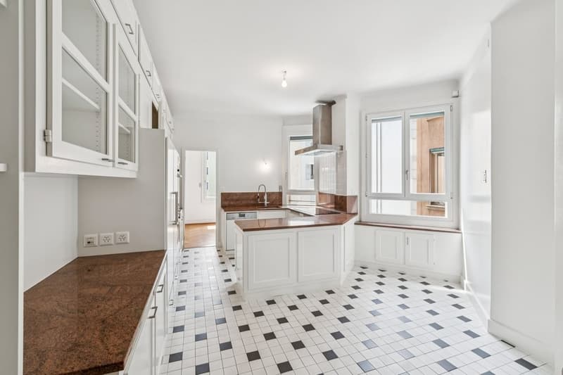 619493-A-backbonephoto-033_HD.jpg