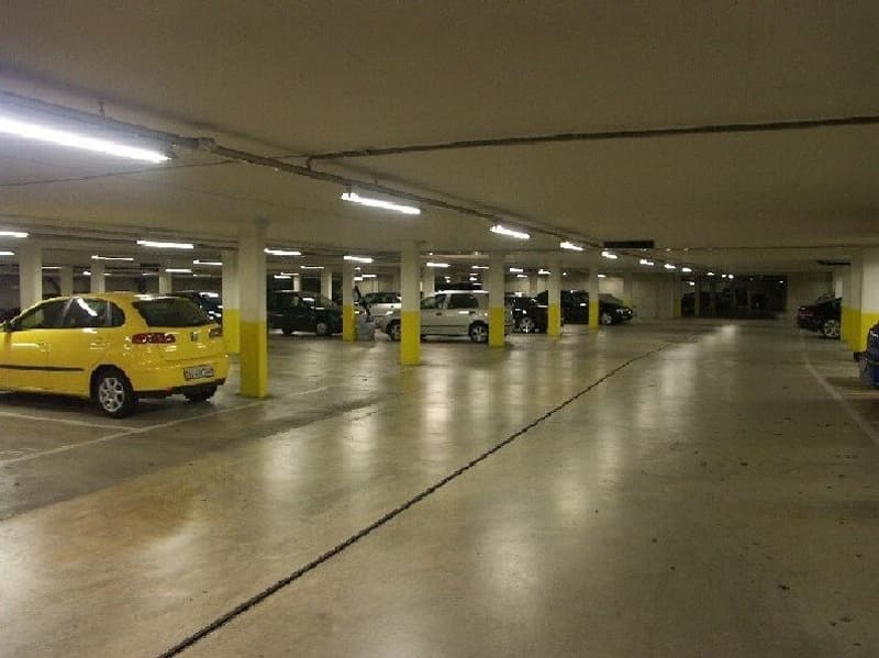 Einstellhalle
